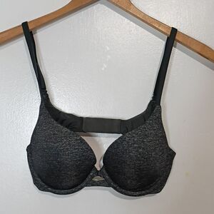 Victoria's Secret Bra Size 32B Performance Perfect Shape Under wire